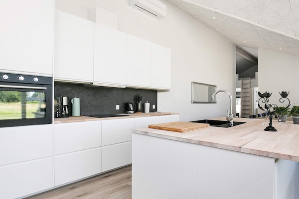 Foto van 14 persoons vakantie huis in Væggerløse - Vakantiehuis in Væggerløse - Indoor