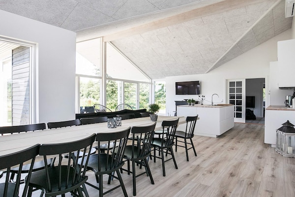 Foto van 14 persoons vakantie huis in Væggerløse - Vakantiehuis in Væggerløse - Indoor