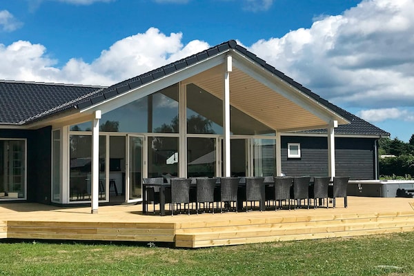 Foto van 14 persoons vakantie huis in Væggerløse - Vakantiehuis in Væggerløse - View