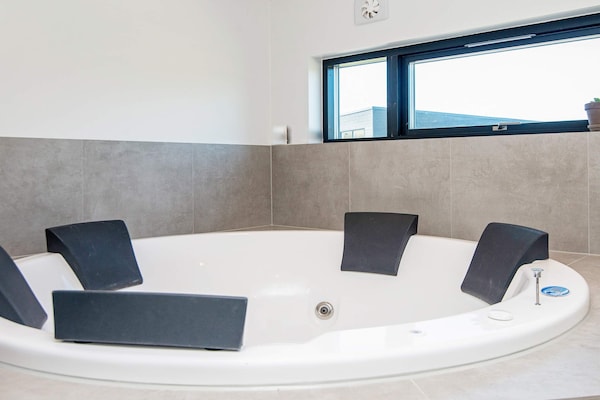 Foto van 16 persoons vakantie huis in Glesborg - Vakantiehuis in Glesborg - Spa