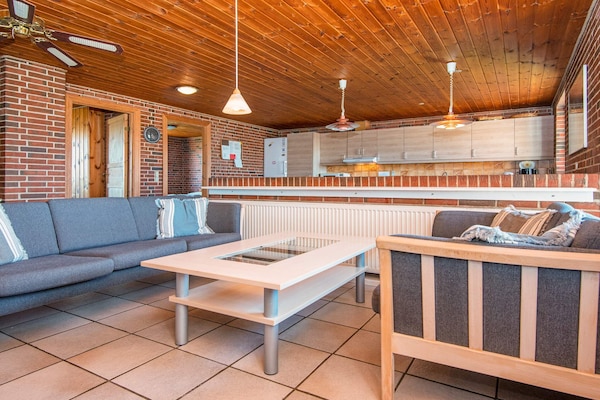 Foto van 14 persoons vakantie huis in Harboøre - Vakantiehuis in Harboøre - Indoor