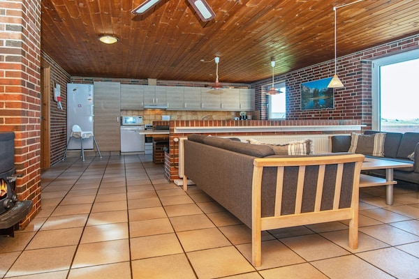 Foto van 14 persoons vakantie huis in Harboøre - Vakantiehuis in Harboøre - Indoor
