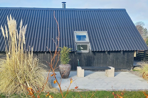 Foto van Vakantiehuis vlakbij de zwemsteiger - Vakantiehuis in Karrebæksminde - View