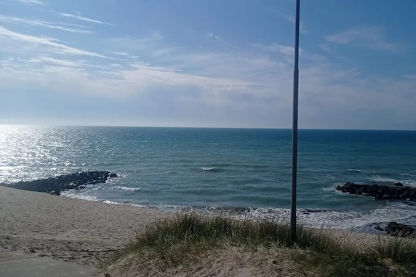 Foto van Luxe toevluchtsoord in Lonstrup-By Traum - Vakantiehuis in Hjørring - WaterView