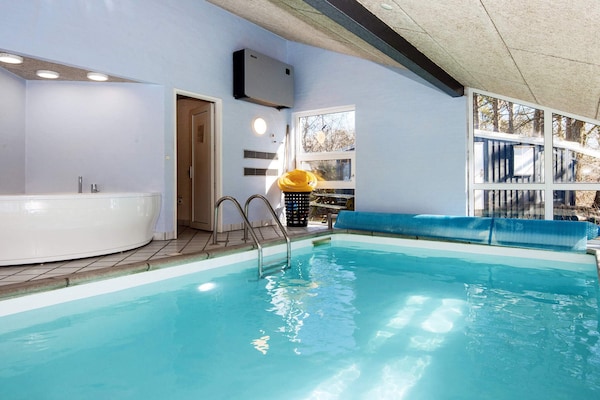 Foto van 12 persoons vakantie huis in Glesborg - Vakantiehuis in Glesborg - Pool