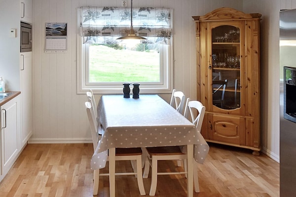 Foto van 10 persoons vakantie huis in MIDSUND - Vakantiehuis in Midsund - Indoor