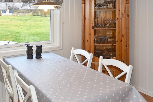 Foto van 10 persoons vakantie huis in MIDSUND - Vakantiehuis in Midsund - Indoor