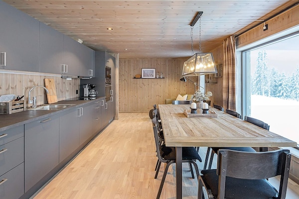 Foto van Stijlvolle Cabin Retreat in Varden-By Traum - Vakantiehuis in Fåvang - Indoor