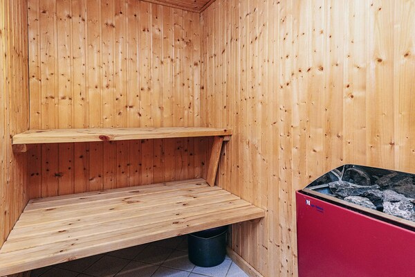 Foto van Luxe toevluchtsoord bij Bratten Strand-By Traum - Vakantiehuis in Jerup - Sauna