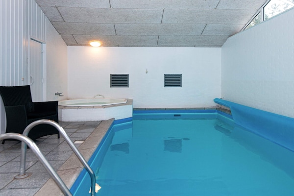 Foto van Luxe kusttoevlucht-By Traum - Vakantiehuis in Glesborg - Pool