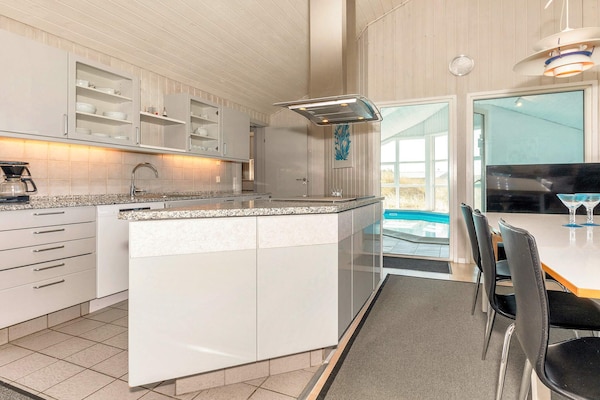 Foto van 10 persoons vakantie huis in Løkken - Vakantiehuis in Løkken - Indoor