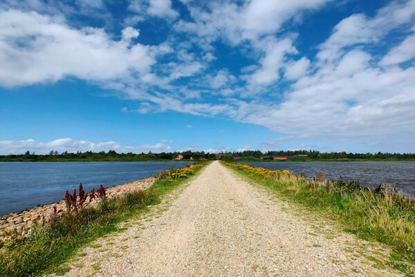 Foto van Gezellig toevluchtsoord in Henne Strand-By Traum - Vakantiehuis in Henne - WaterView