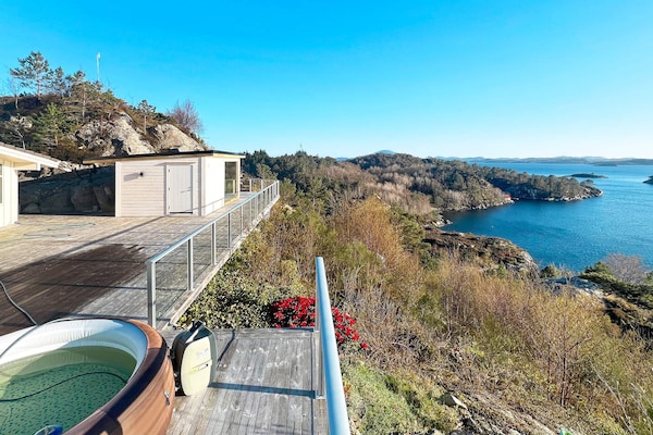 Foto van 12 persoons vakantie huis in Fitjar - Vakantiehuis in Fitjar - WaterView