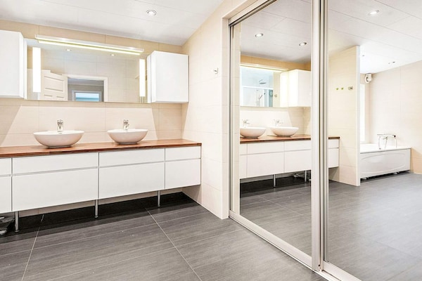 Foto van 12 persoons vakantie huis in Fitjar - Vakantiehuis in Fitjar - Indoor