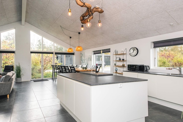 Foto van 14 persoons vakantie huis in Glesborg - Vakantiehuis in Glesborg - Indoor