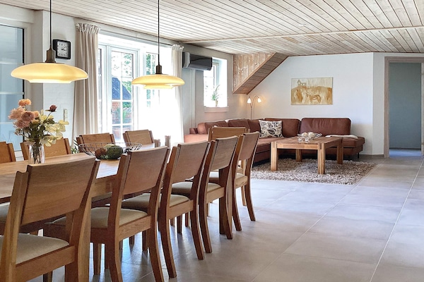 Foto van 12 persoons vakantie huis in Væggerløse - Vakantiehuis in Væggerløse - Indoor