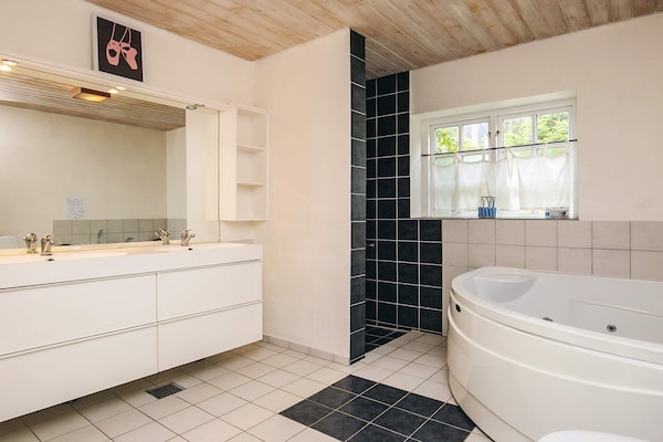 Foto van 16 persoons vakantie huis in Væggerløse - Vakantiehuis in Væggerløse - Indoor