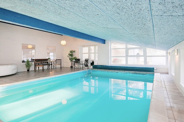 Foto van 14 persoons vakantie huis in Sæby - Vakantiehuis in Sæby - Pool