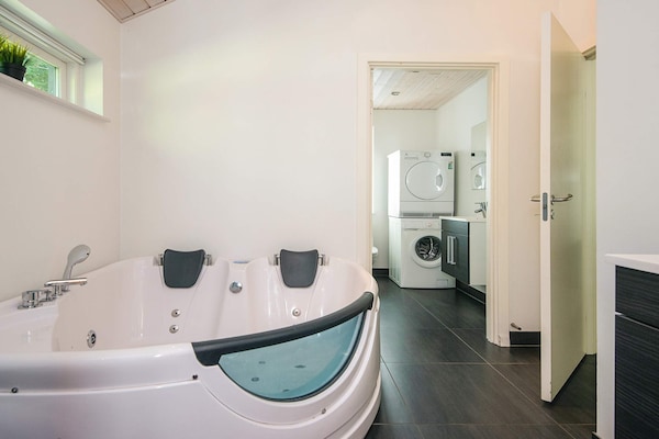 Foto van 10 persoons vakantie huis in Ebeltoft - Vakantiehuis in Ebeltoft - Spa