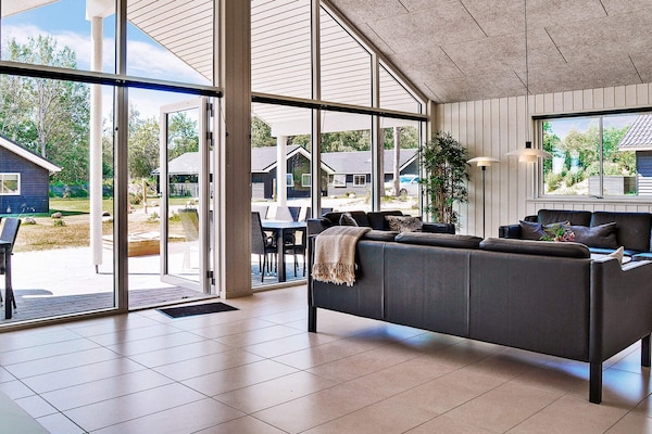 Foto van 18 persoons vakantie huis in Væggerløse - Vakantiehuis in Væggerløse - Indoor