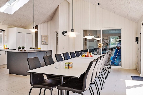 Foto van 18 persoons vakantie huis in Væggerløse - Vakantiehuis in Væggerløse - Indoor