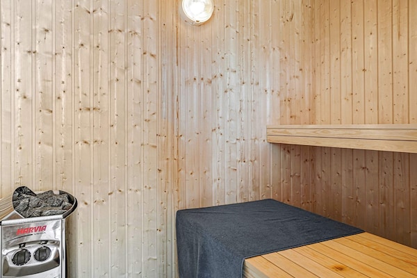 Foto van 18 persoons vakantie huis in Væggerløse - Vakantiehuis in Væggerløse - Sauna