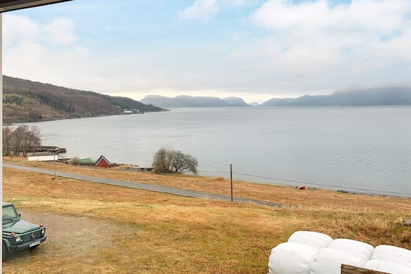 Foto van 10 persoons vakantie huis in Brekke - Vakantiehuis in Brekke - WaterView