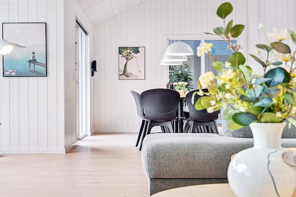 Foto van 14 persoons vakantie huis in Væggerløse - Vakantiehuis in Væggerløse - Indoor