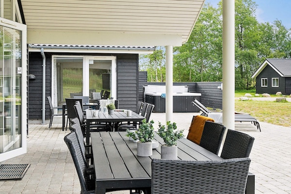Foto van 16 persoons vakantie huis in Væggerløse - Vakantiehuis in Væggerløse - Outdoor