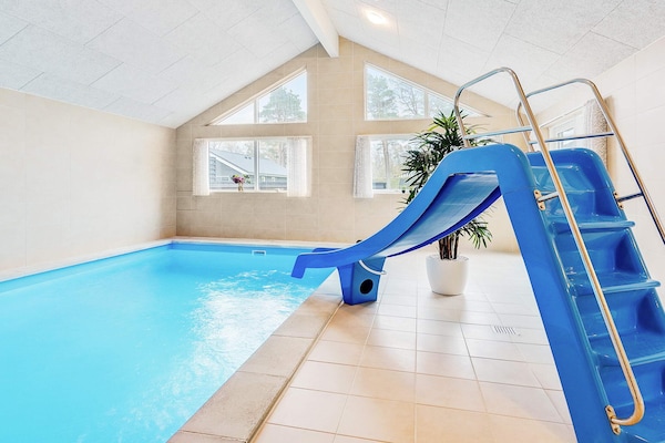 Foto van 16 persoons vakantie huis in Væggerløse - Vakantiehuis in Væggerløse - Pool