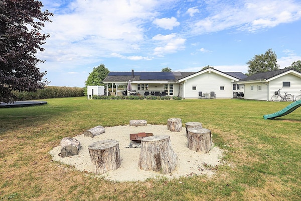 Foto van 10 persoons vakantie huis in Otterup - Vakantiehuis in Otterup - View