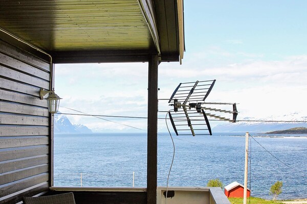 Foto van 9 persoons vakantie huis in Lyngseidet - Vakantiehuis in Lyngseidet - WaterView