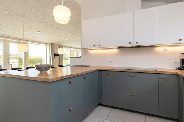Foto van 14 persoons vakantie huis in Hadsund - Vakantiehuis in Hadsund - Indoor