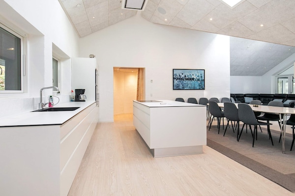 Foto van 14 persoons vakantie huis in Løkken - Vakantiehuis in Løkken - Indoor