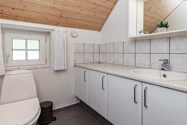 Foto van 12 persoons vakantie huis in Væggerløse-By Traum - Indoor