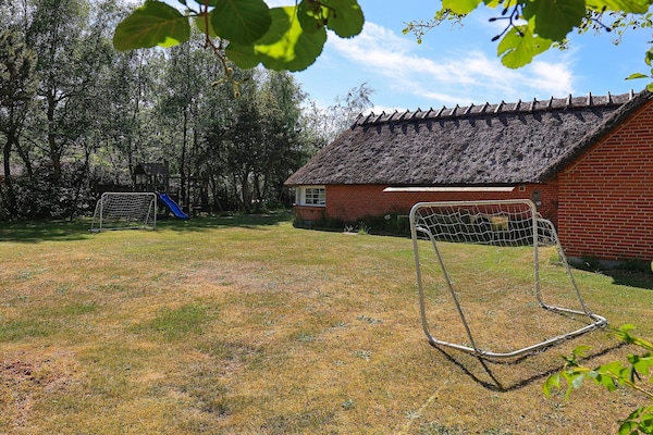 Foto van 12 persoons vakantie huis in Væggerløse-By Traum - View