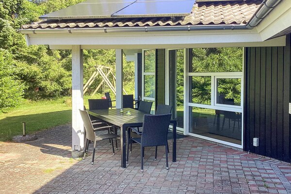 Foto van 12 persoons vakantie huis in Væggerløse-By Traum - Outdoor