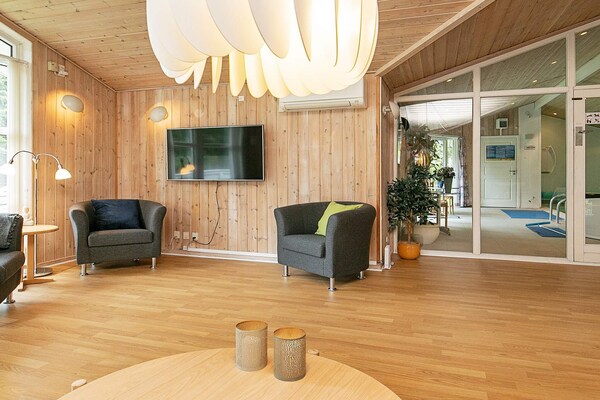 Foto van 12 persoons vakantie huis in Væggerløse-By Traum - Indoor