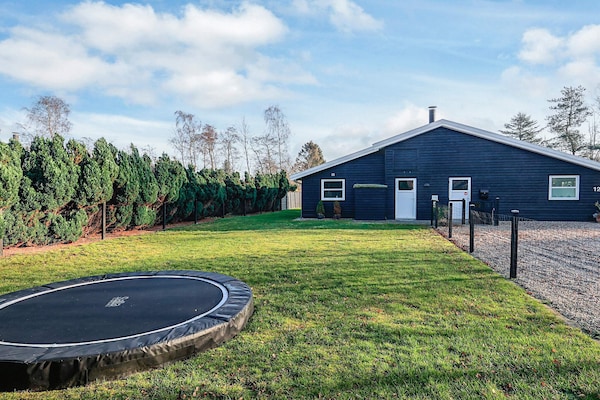 Foto van 12 persoons vakantie huis in Væggerløse-By Traum - Untagged