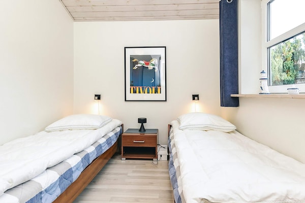 Foto van 12 persoons vakantie huis in Væggerløse-By Traum - Indoor