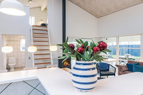 Foto van 12 persoons vakantie huis in Væggerløse-By Traum - Indoor