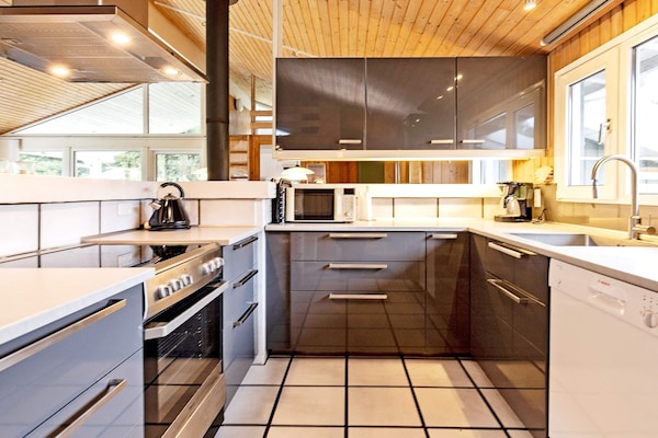 Foto van Luxe Pool House Retreat in Saltum - Vakantiehuis in Saltum - Indoor