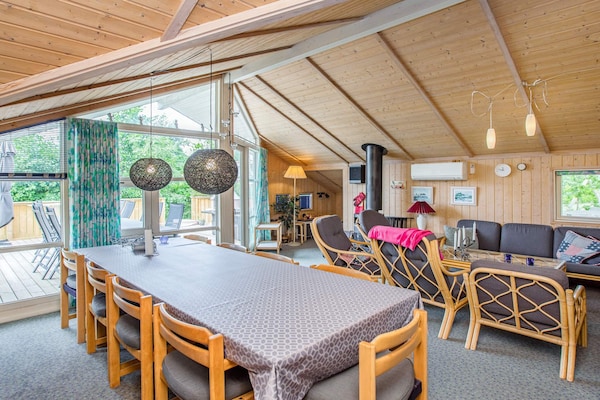 Foto van 10 persoons vakantie huis in Væggerløse-By Traum - Indoor