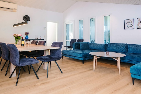 Foto van Luxe vakantieverblijf met zwembad - Vakantiehuis in Juelsminde - Indoor