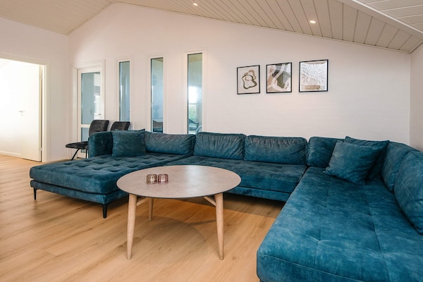 Foto van Luxe vakantieverblijf met zwembad - Vakantiehuis in Juelsminde - Indoor