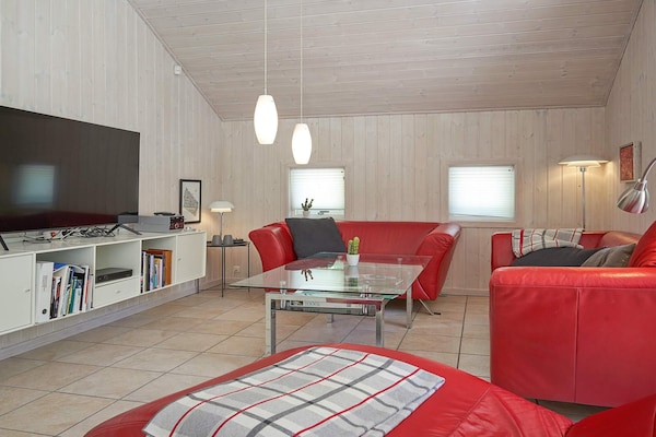 Foto van Luxe Spa-Retraite -- By Traum Ferienwohnungen - Vakantiehuis in Aakirkeby - Indoor