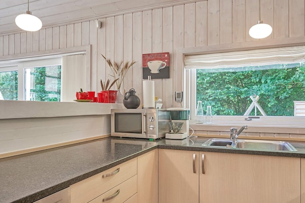 Foto van Luxe Spa-Retraite -- By Traum Ferienwohnungen - Vakantiehuis in Aakirkeby - Indoor