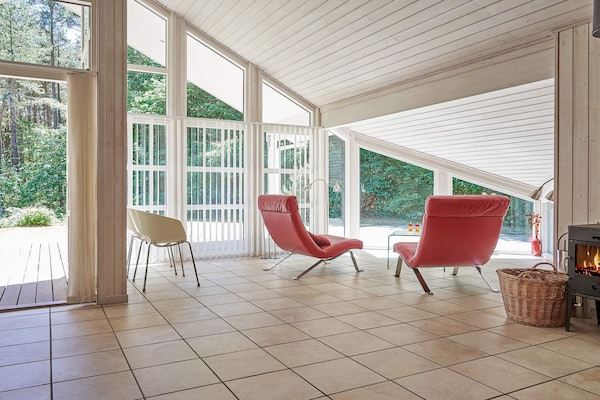 Foto van Luxe Spa-Retraite -- By Traum Ferienwohnungen - Vakantiehuis in Aakirkeby - Indoor