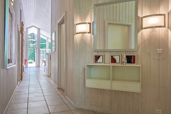 Foto van Luxe Spa-Retraite -- By Traum Ferienwohnungen - Vakantiehuis in Aakirkeby - Indoor