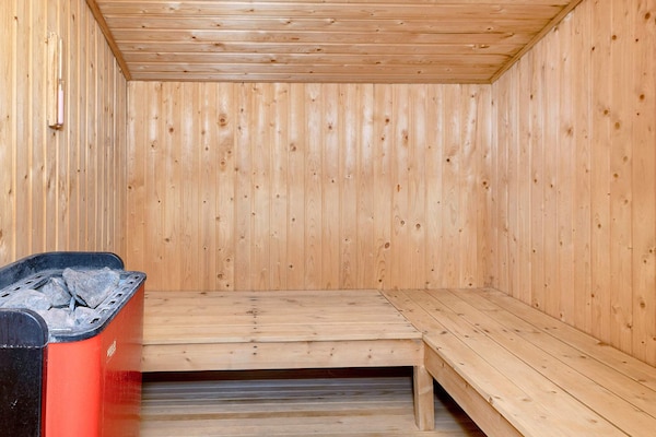 Foto van 12 persoons vakantie huis in Hjørring - Vakantiehuis in Hjørring - Sauna